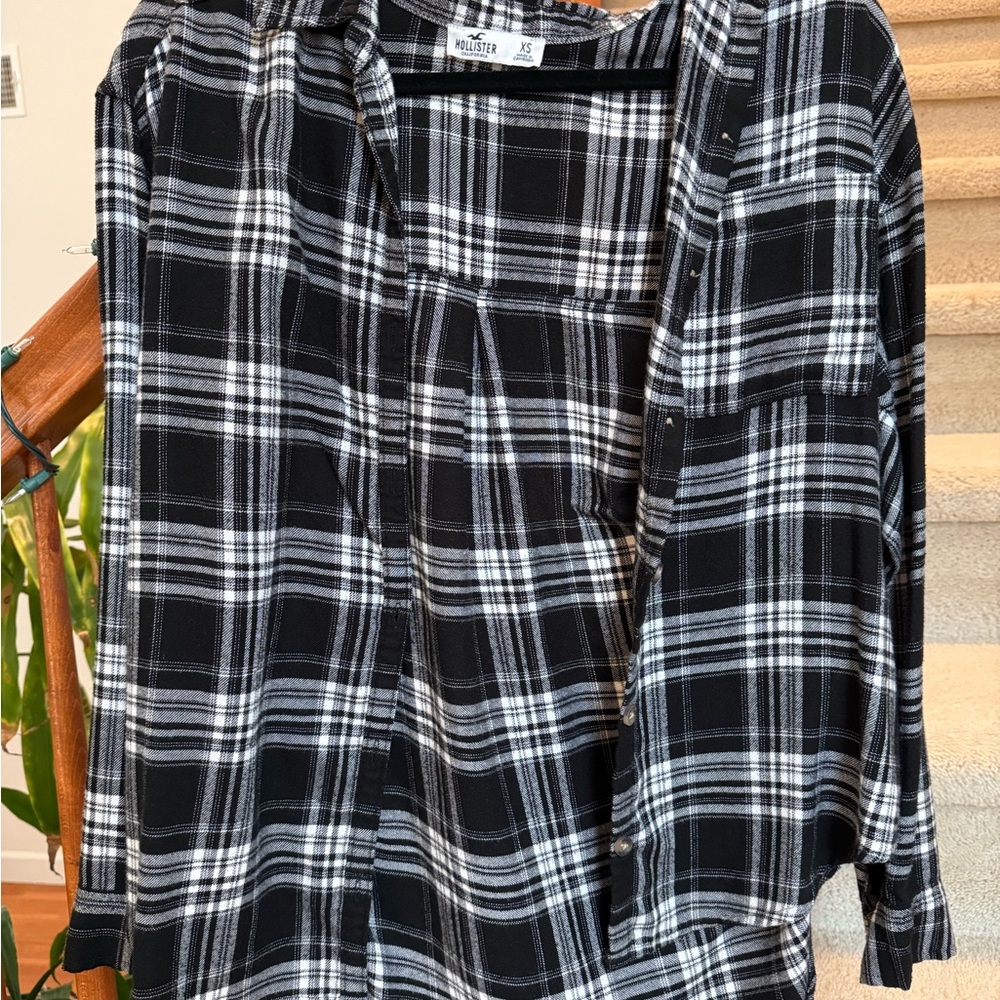 Hollister Monochrome Plaid Shirt